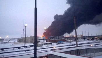 US has urged Ukraine to halt strikes on Russian oil refineries