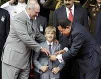 Президент Лукашенко возит с собой сына с ... пистолетом