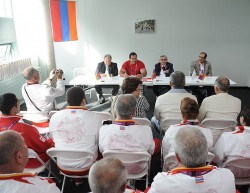 Նախագահը հանդիպել է օլիմպիական խաղերին մասնակցող Հայաստանի մարզիկներին